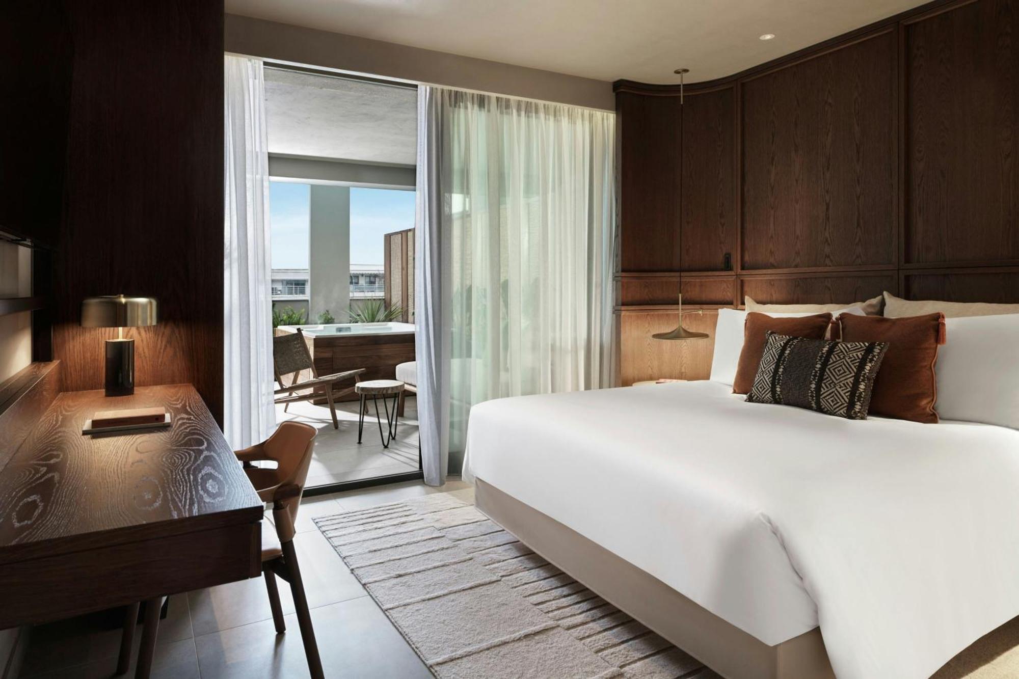 Monasty, Thessaloniki, Autograph Collection Hotel Exterior foto A bedroom at the hotel